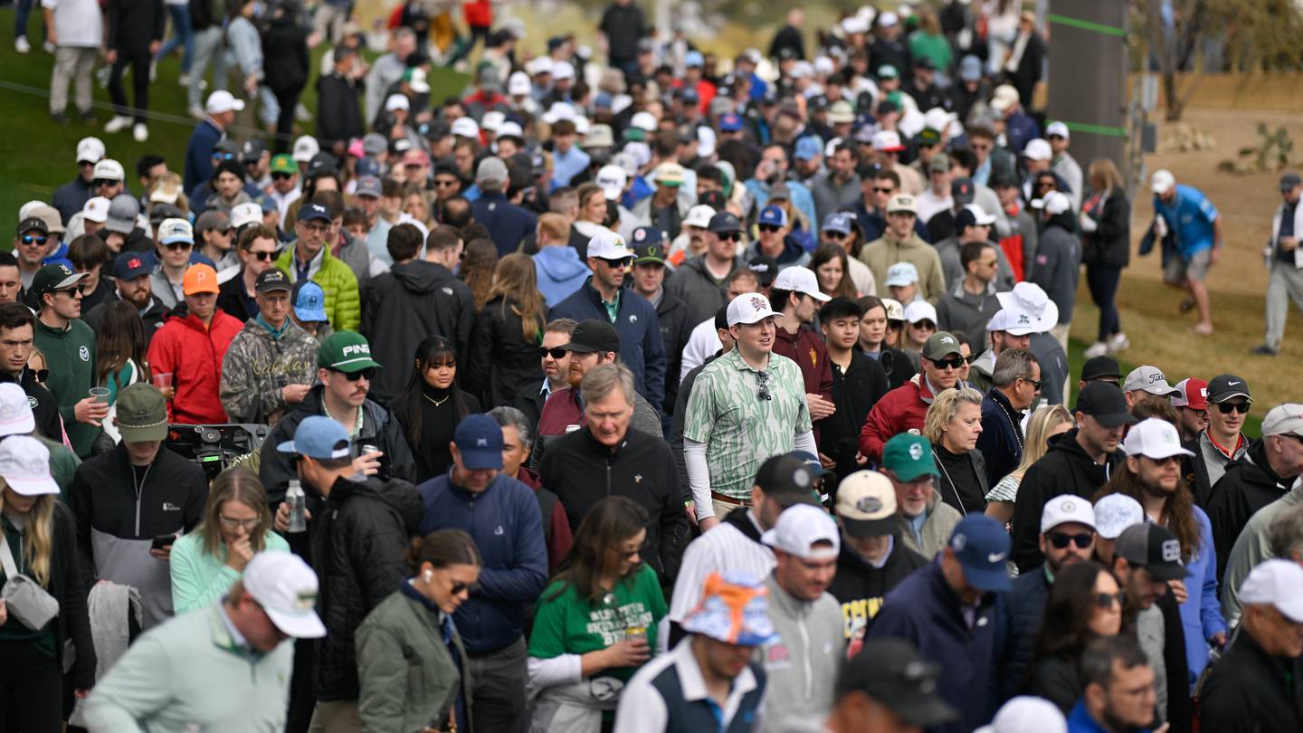 WM Phoenix Open suspends alcohol sales, closes entrances after crowd get too big and rowdy  WSB-TV Channel 2 [Video]