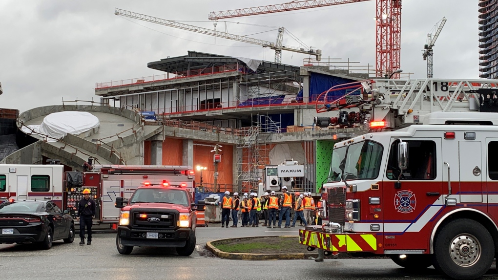 Crews called to Oakridge Park ‘crane incident’ in Vancouver [Video]