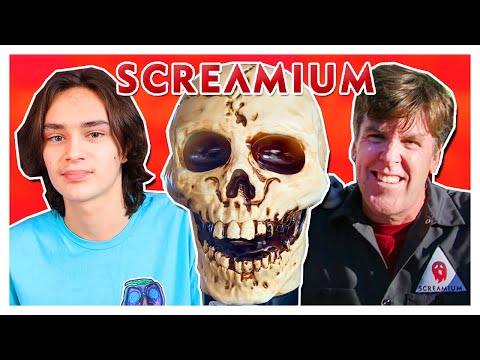 SCREAMIUM Interview: Giant Skull Animatronic, Design Process, Future – SCREAMIUM Owner Chris Pratt [Video]