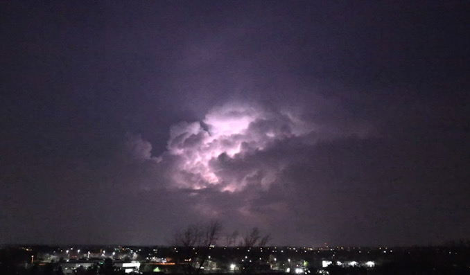 Algonquin and Marengo in Kane and McHenry Counties Lightning Display at Nickol Knoll Arlington Heights  Cardinal News [Video]