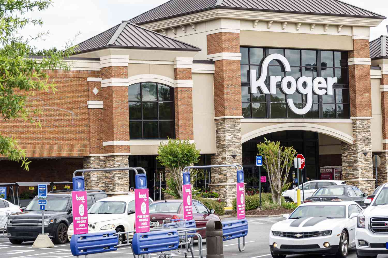Kroger Stock Surges on Q4 Earnings Beat and 2024 Guidance [Video]