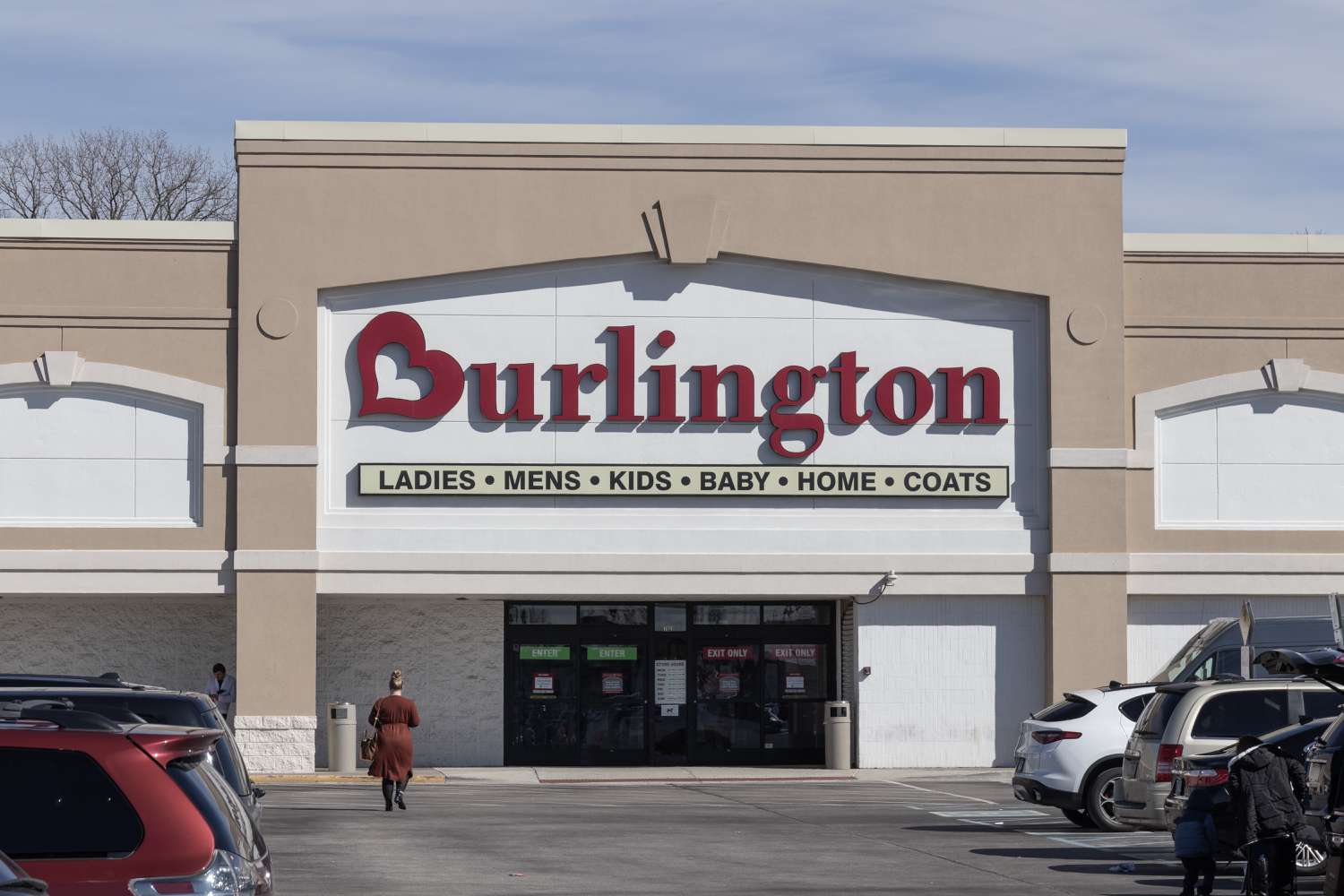 Burlington Stores Reports Rising Sales and Lower Inventories, Sending Its Stock Higher [Video]