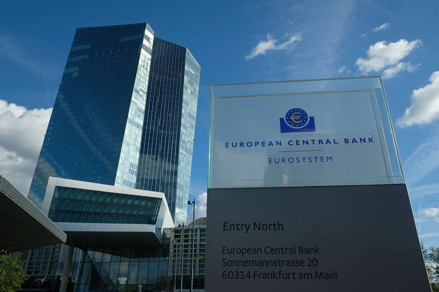 ECB Holds Interest Rates at Record Highs, Lowers Inflation Forecasts [Video]