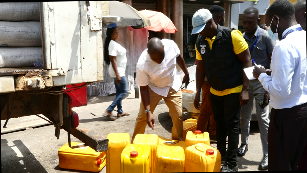 Ashanti Region business owners clap back at taskforce for confiscating smuggled cooking oil [Video]