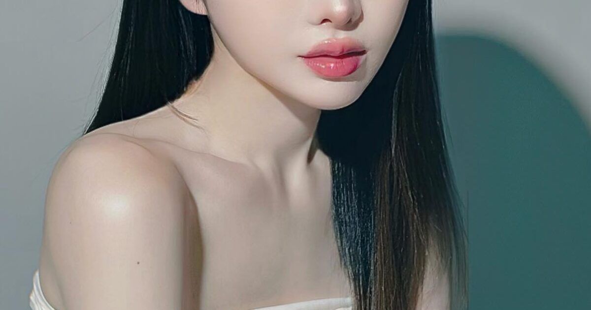 Meet The Stunning Japanese Beauty Influencer With Idol-Like Visuals [Video]