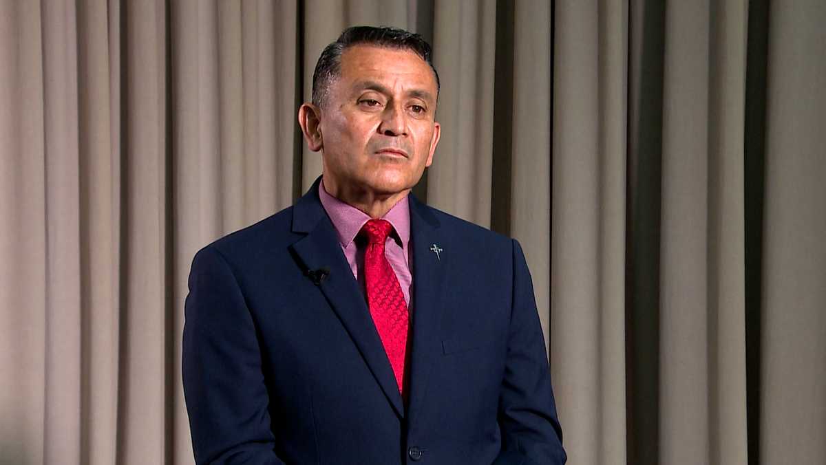 Candidate Manny Gonzales speaks on federal machine gun indictment [Video]