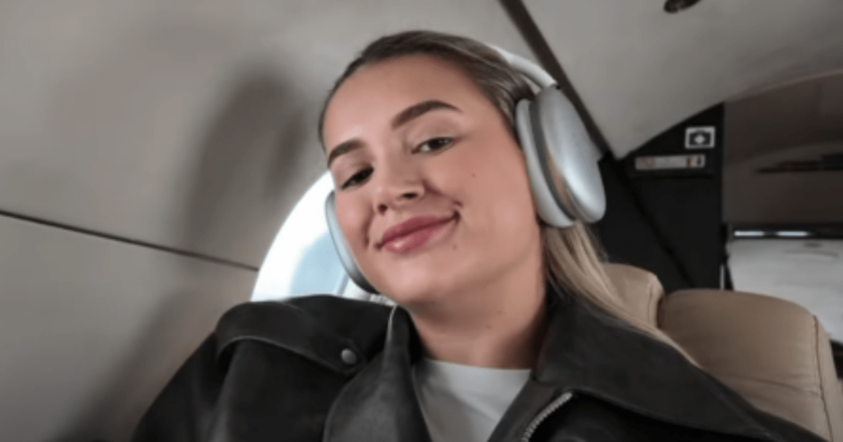 Molly-Mae Hague flaunts another ‘selfish’ private jet rides with girls trip [Video]