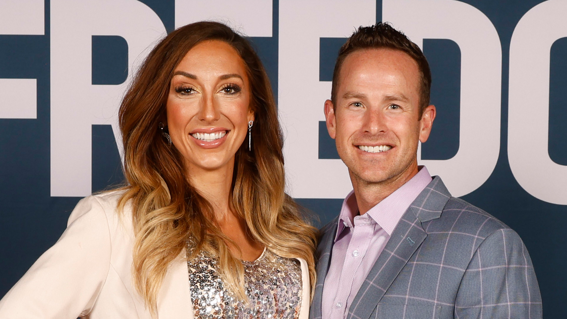 Influencer & mom of 8 Jordan Page is ‘discontinuing her marriage’ with husband Bubba leaving fans in ‘shock’ [Video]