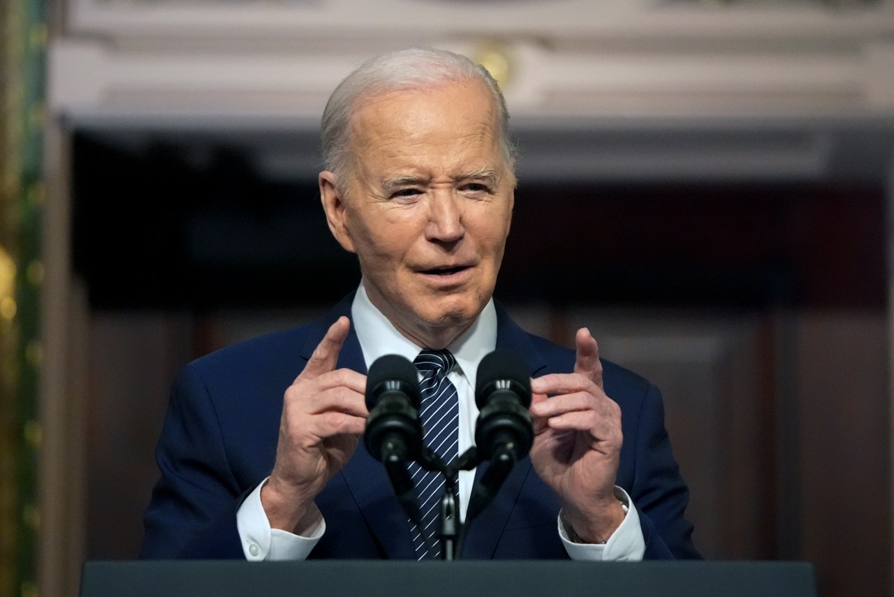 President Joe Biden will unveil his new plan to give student loan relief to many new borrowers | KLRT [Video]