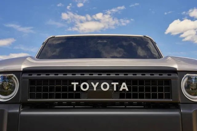 Toyota says diesels arent dead, might pair with hybrid tech | KLRT [Video]