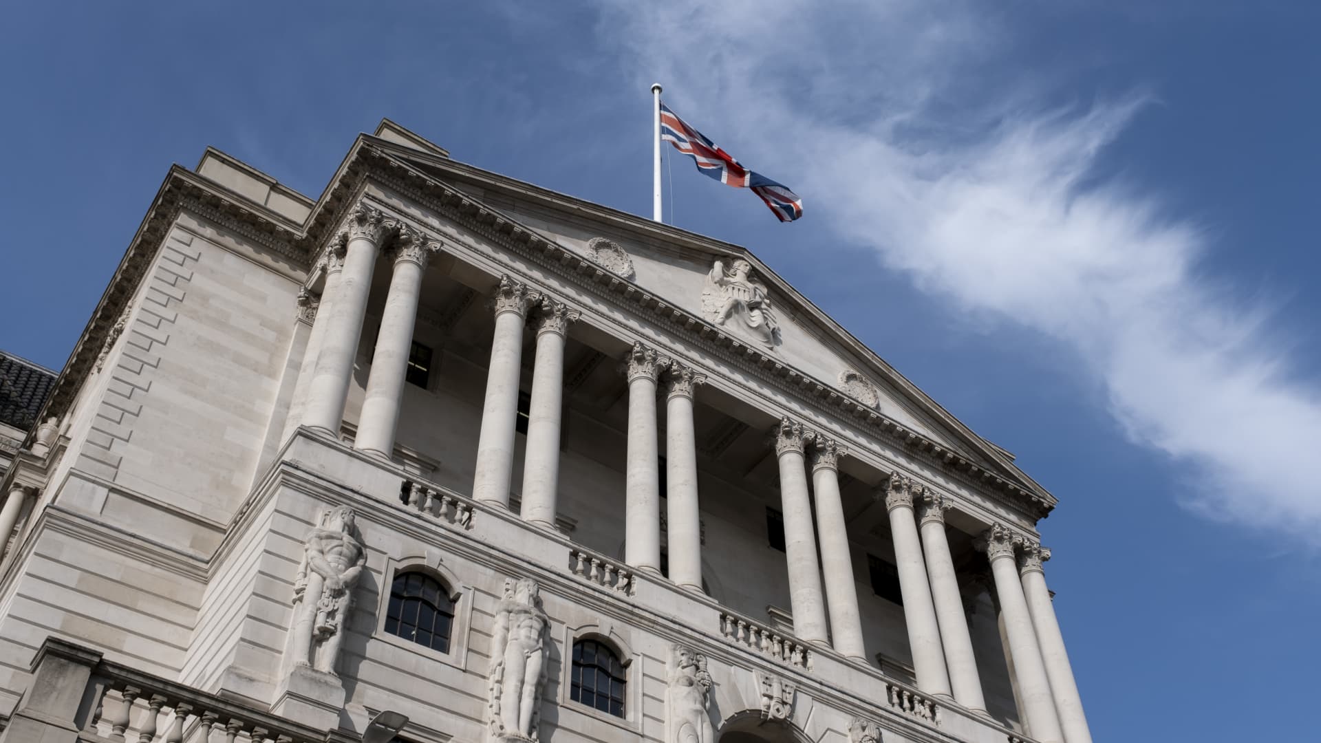Bank of England scraps fan charts in forecast overhaul [Video]