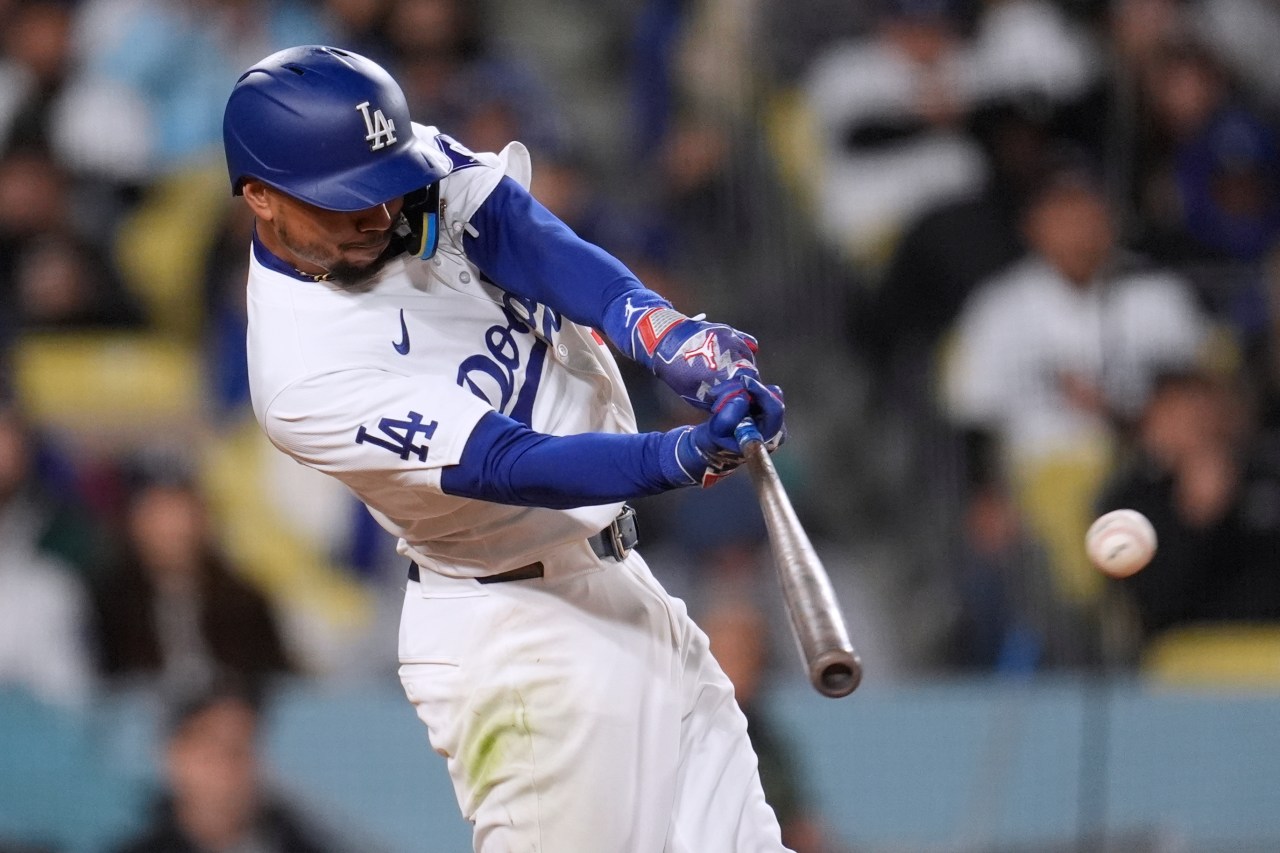 Stone perfect into 6th inning and Betts drives offense as Dodgers beat Padres 5-2 in testy game | KLRT [Video]