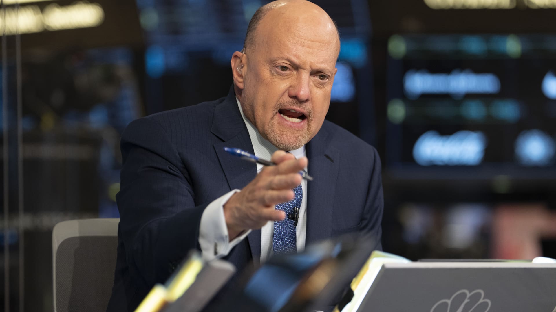 Jim Cramer’s top 10 things to watch in the stock market Wednesday [Video]
