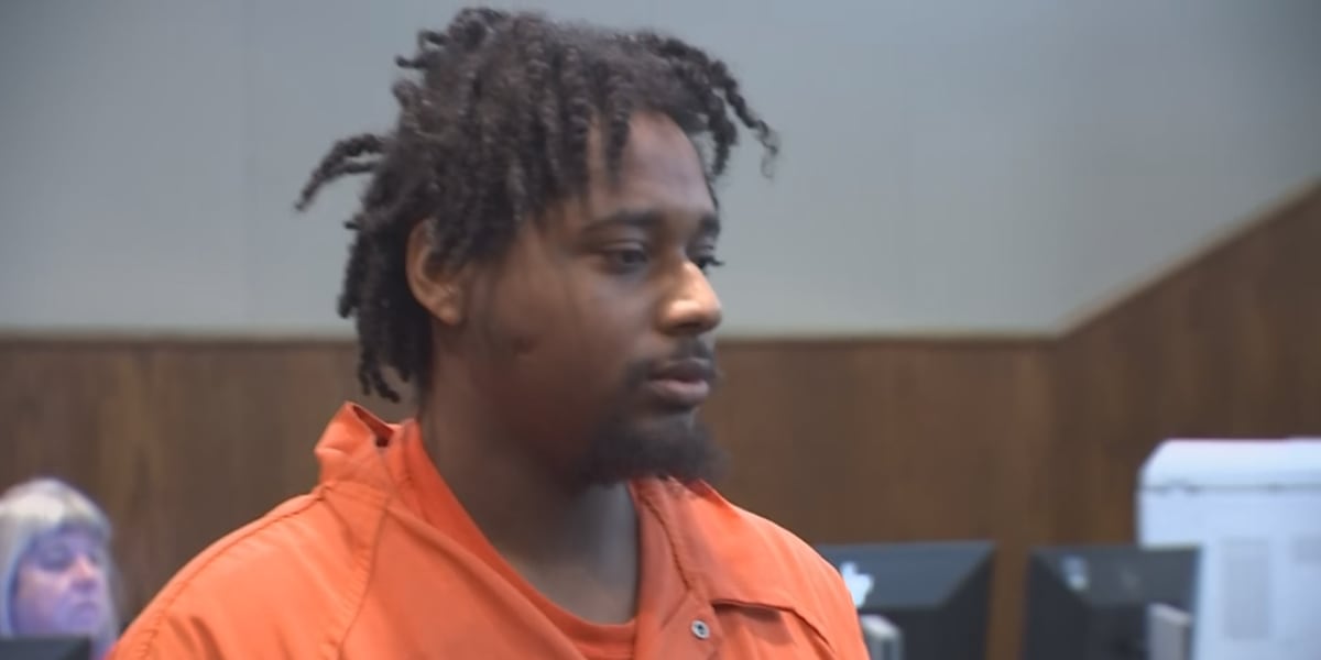 Motion to reduce bond continued by Judge in case of Chiefs rally shooter [Video]