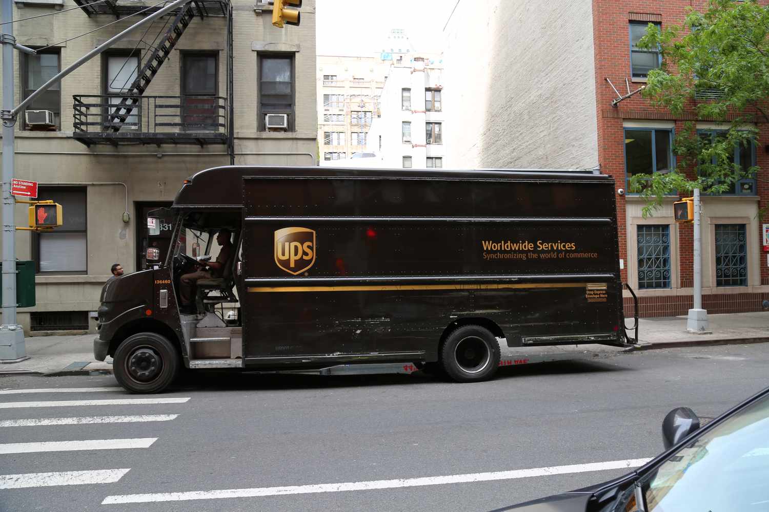 What You Need to Know Ahead of UPS Earnings Tuesday [Video]