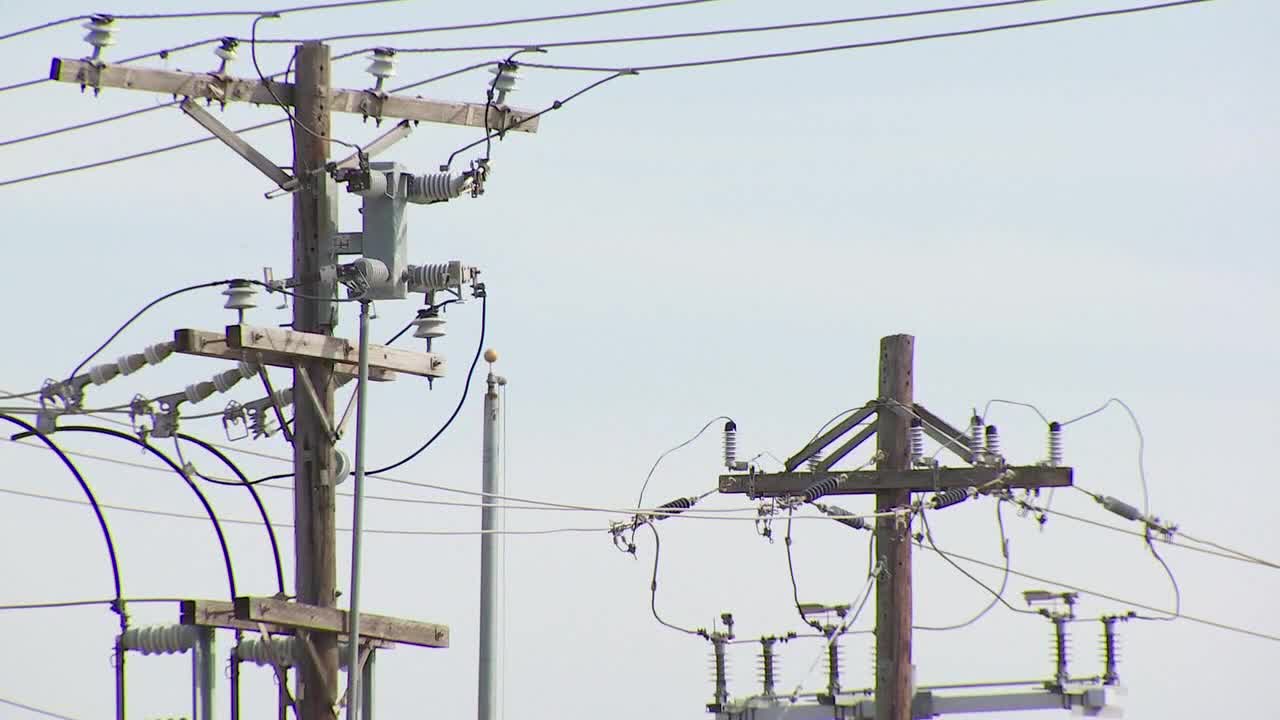 Texas power grid operator looks to keep up with increasing demand [Video]