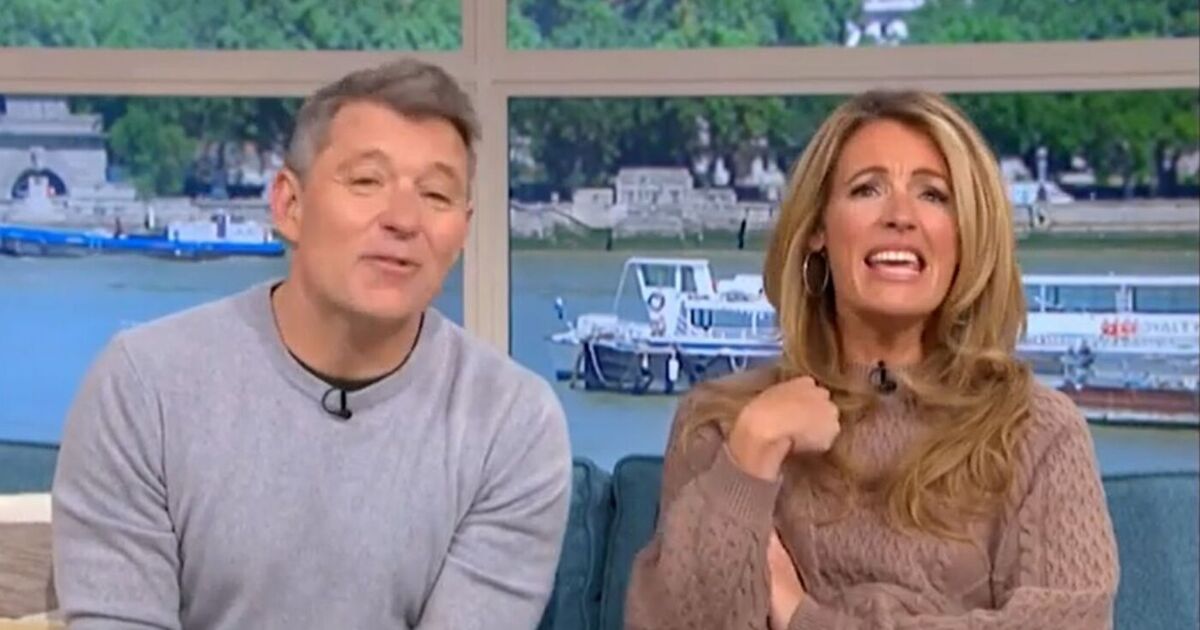 This Morning fans fume as ITV show ‘moves on’ without star after cancer treatment | TV & Radio | Showbiz & TV [Video]