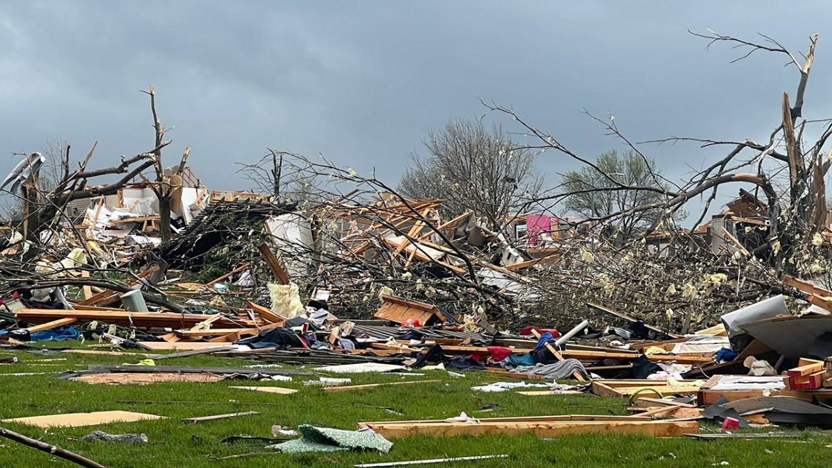 Tornadoes tear across America’s heartland, leaving catastrophic destruction in multiple states [Video]