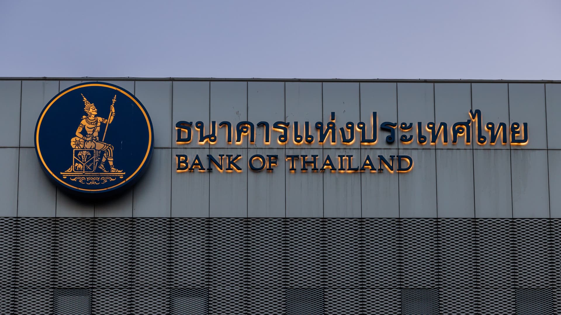 Thailand central bank won’t act on ‘political’ pressure: BOT governor [Video]