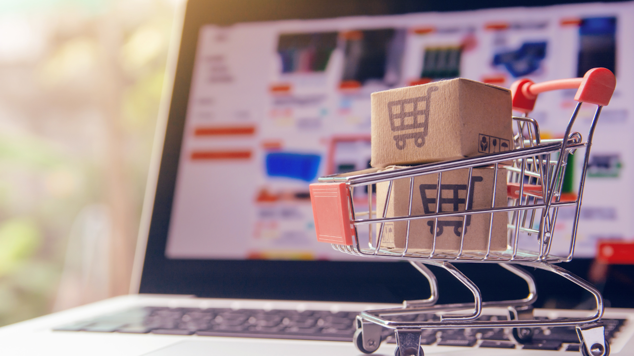 Forget the FOMO, e-commerce isnt an all or nothing challenge for brands [Video]