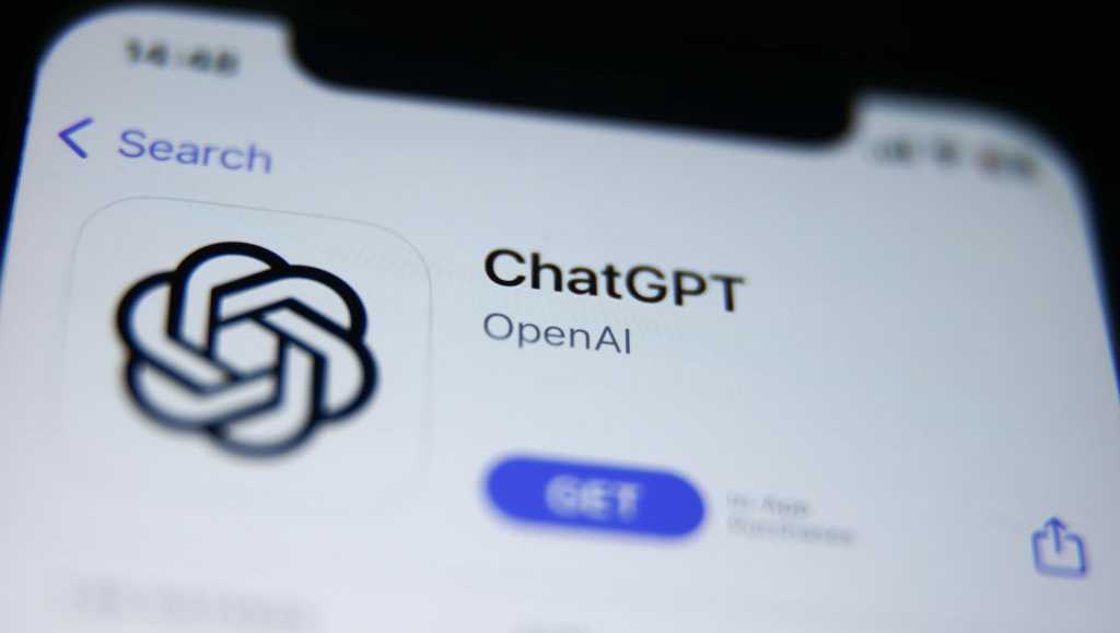 Eight U.S. newspapers sue ChatGPT-maker OpenAI and Microsoft for copyright infringement [Video]