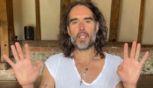 Russell Brand’s Spiritual Awakening of Transformation and Surrender to Christ [Video]