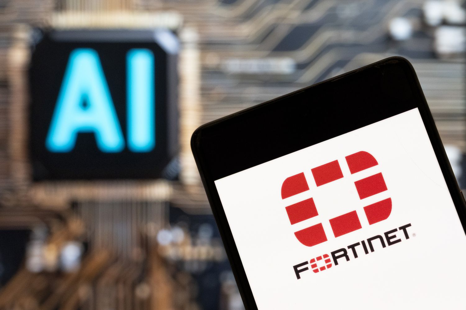 Cybersecurity Firm Fortinet’s Billings Drag Stock Despite Revenue and Earnings Beat [Video]