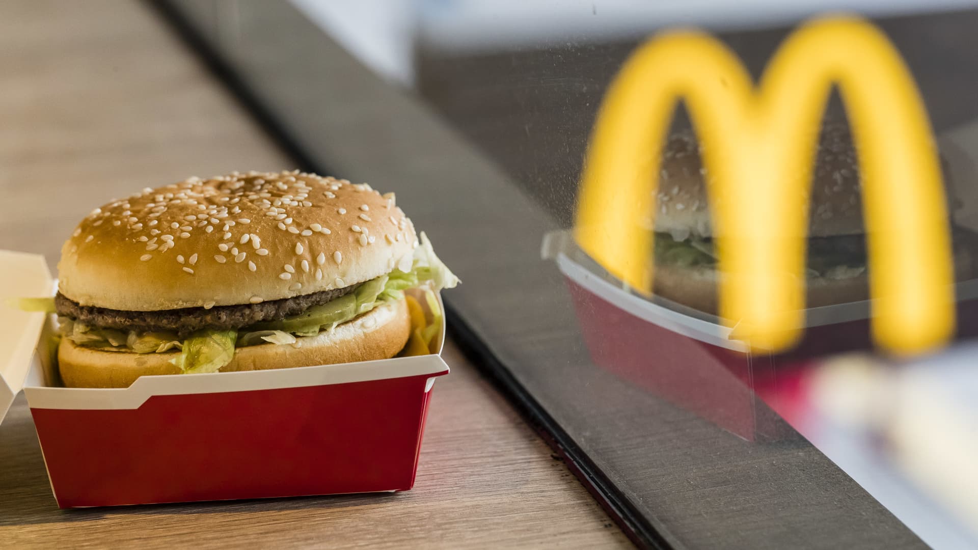Why fast-food price increases have surpassed overall inflation [Video]