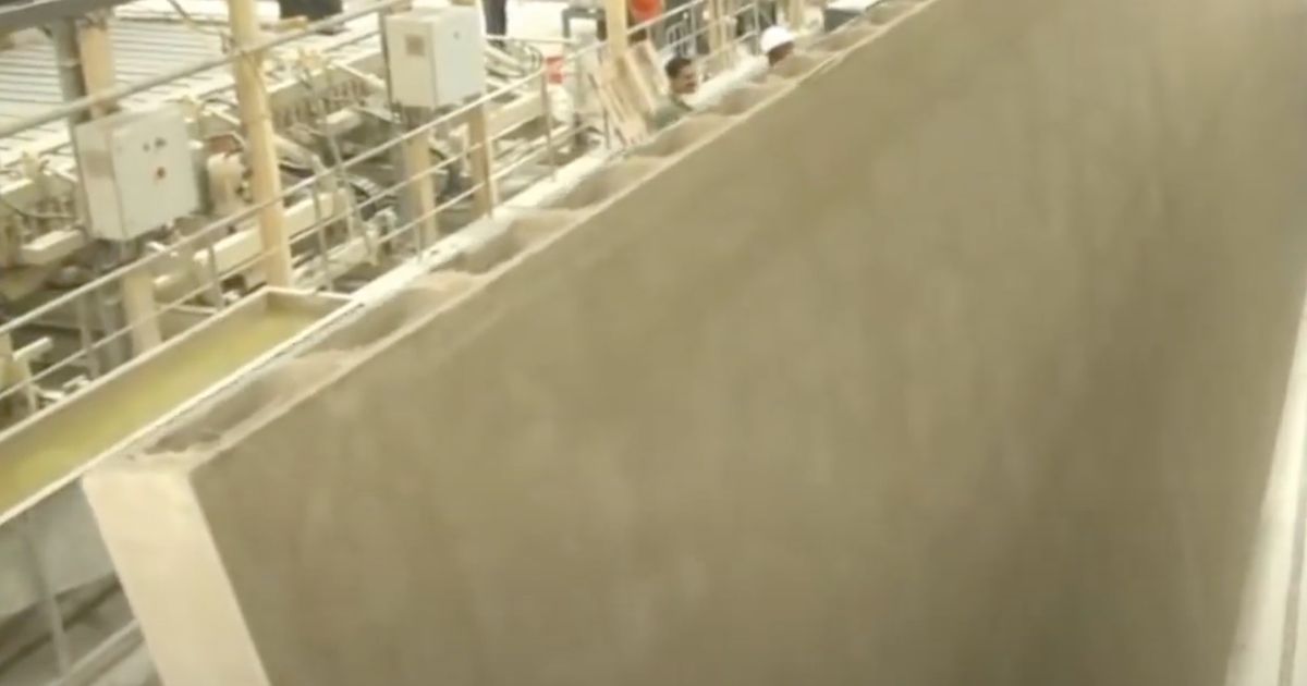 First Phosphate Corp Partners with Rapid Building Systems to Develop Manufacturing Plant in Quebec [Video]