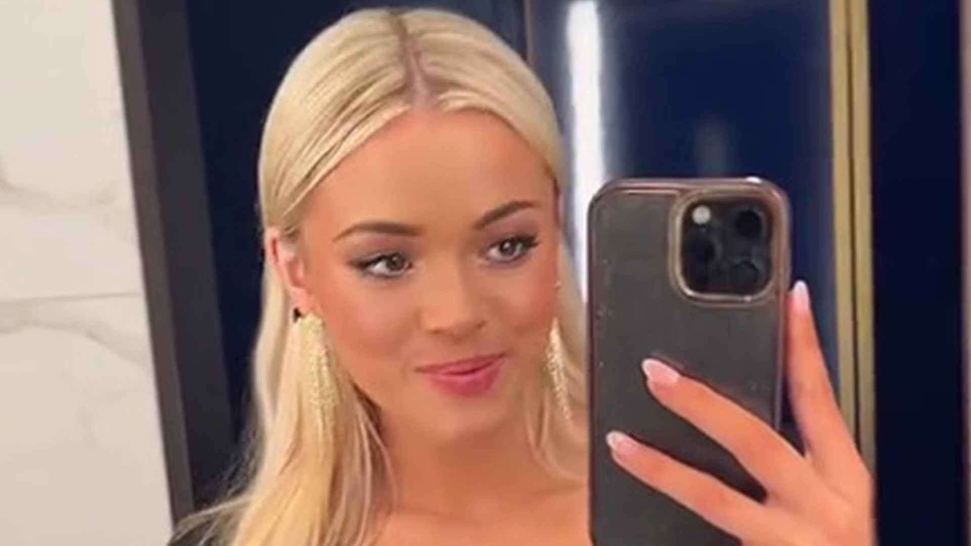 Olivia Dunne labeled ‘phenomenal’ after college gymnastics star wows fans in ‘stunning’ sheer outfit during night out [Video]
