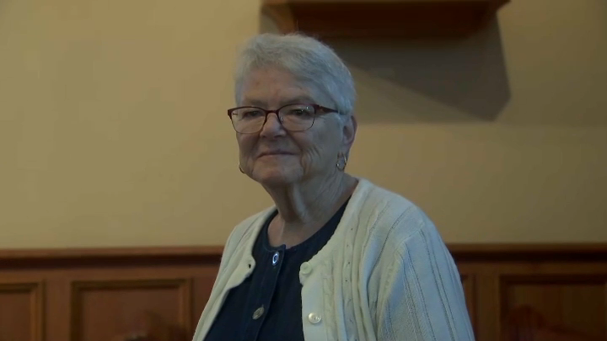 Aurora teacher retiring after 54 years receives surprise send-off  NBC Chicago [Video]