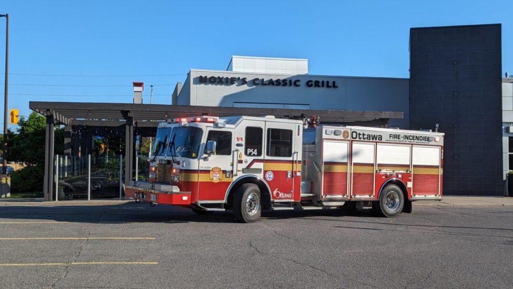 Ottawa firefighters put out washroom fire in Orleans Moxies [Video]