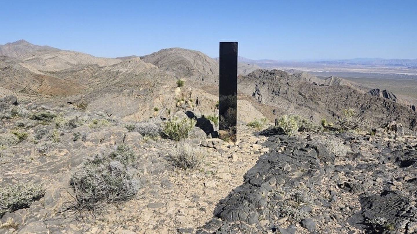 Gleaming monolith pops up in Nevada desert, the latest in a series of quickly vanishing structures  WPXI [Video]