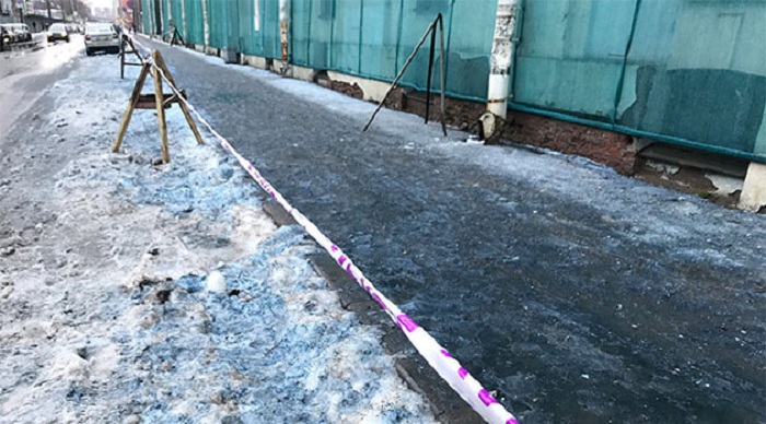 Blue snow shocks Russias St. Petersburg residents [Video]