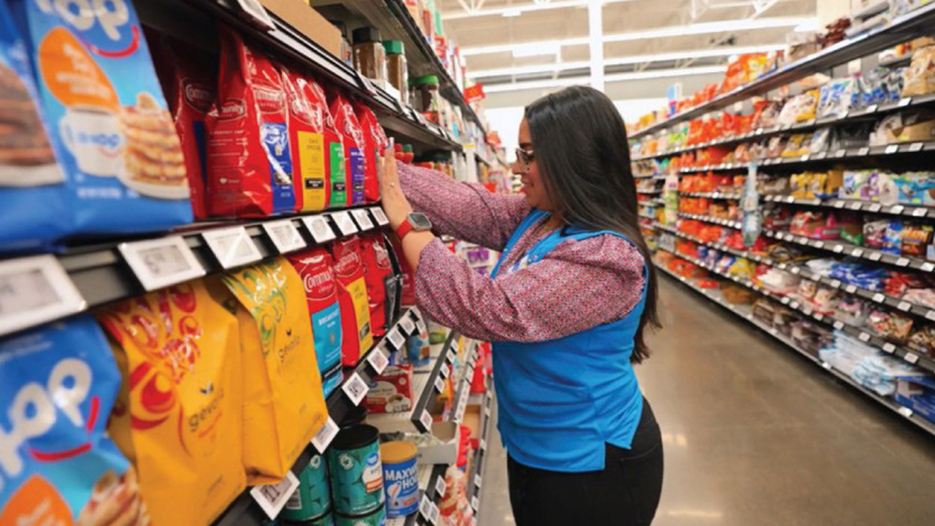 This will drive people away, Walmart shoppers fear as new label strategy unveiled  prices can be updated in minutes  The US Sun [Video]