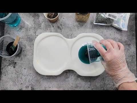 #2009 Resin Larimar Effect In Brand NEW  Coaster Mold Design [Video]