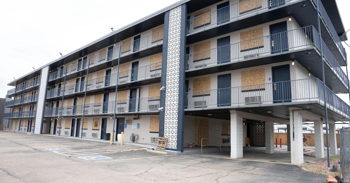 Former hotel still not being used for Denver’s homeless | News [Video]