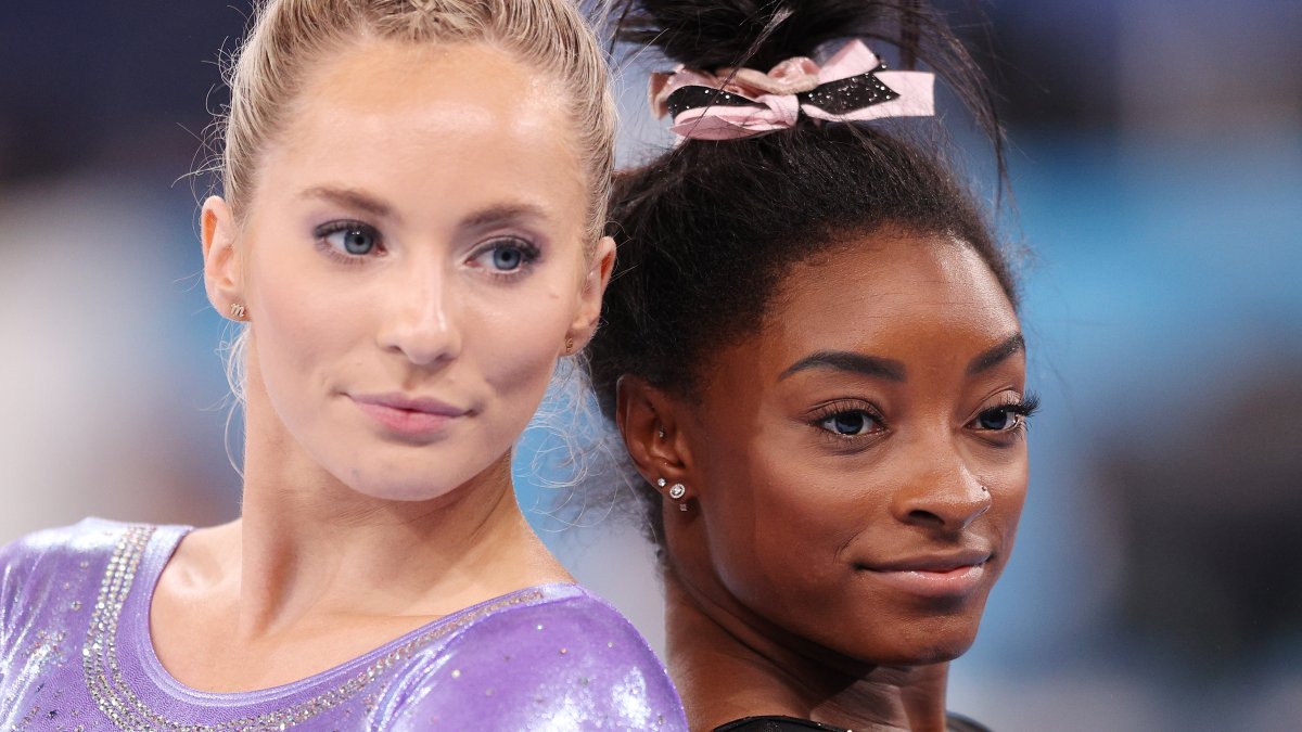 Simone Biles reacts to MyKayla Skinner controversy  NBC Chicago [Video]