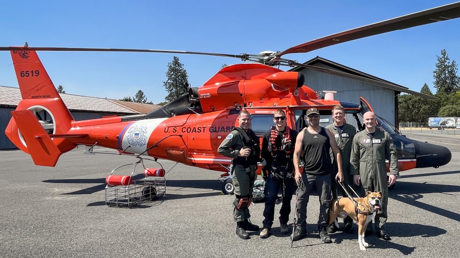Blind hiker, dog rescued after man suffered from heat exhaustion on Oregon trail [Video]