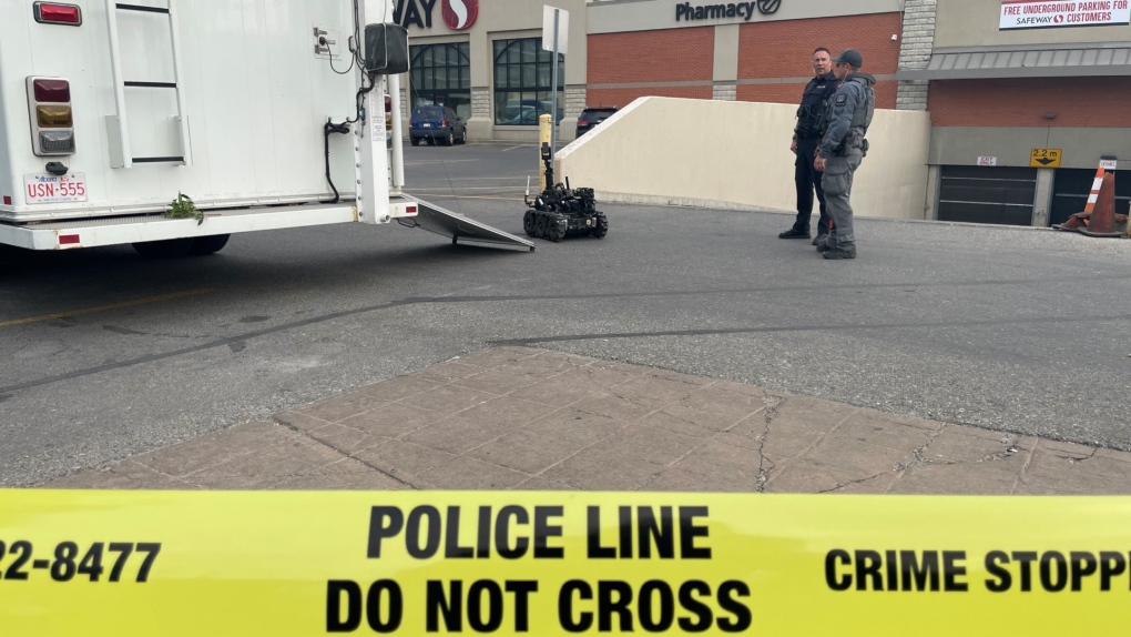 Sunnyside CTrain Station closed over suspicious package [Video]