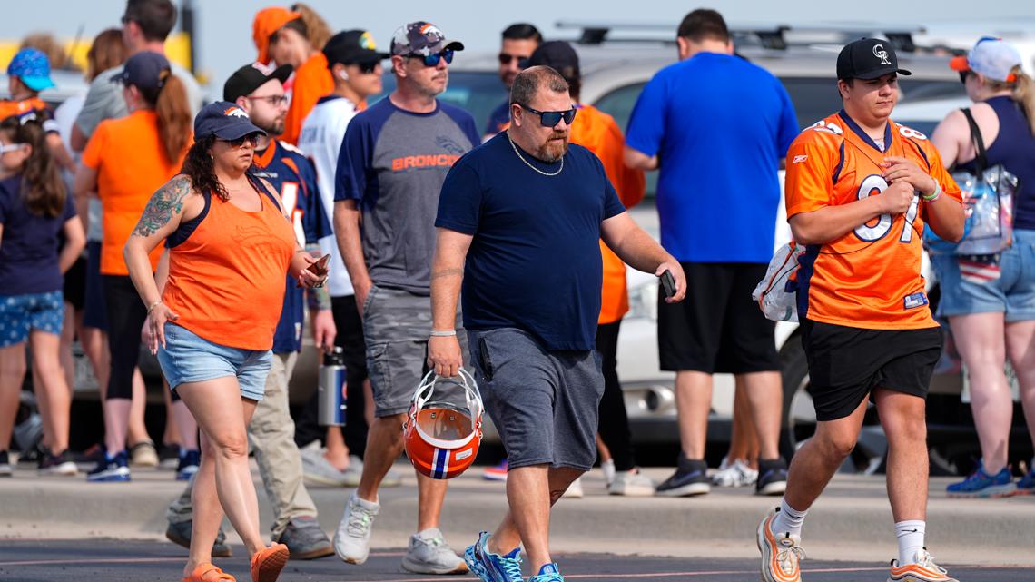 Broncos training camp construction modified to allow fan viewing [Video]