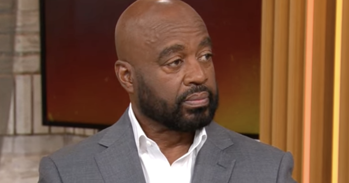 Retired Missouri police captain says Michael Brown’s death in Ferguson “changed me as a person” [Video]