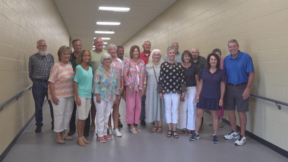 Retired Alma educators meet for annual back-to-school breakfast [Video]