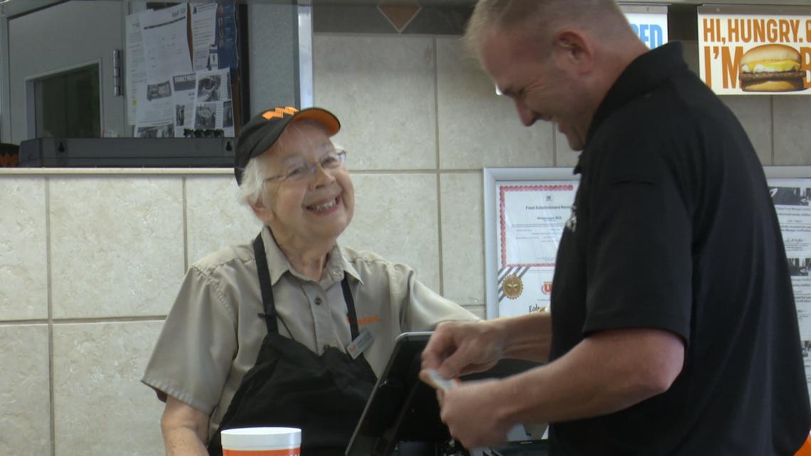 Texas woman retires from job at Whataburger after 54 years [Video]