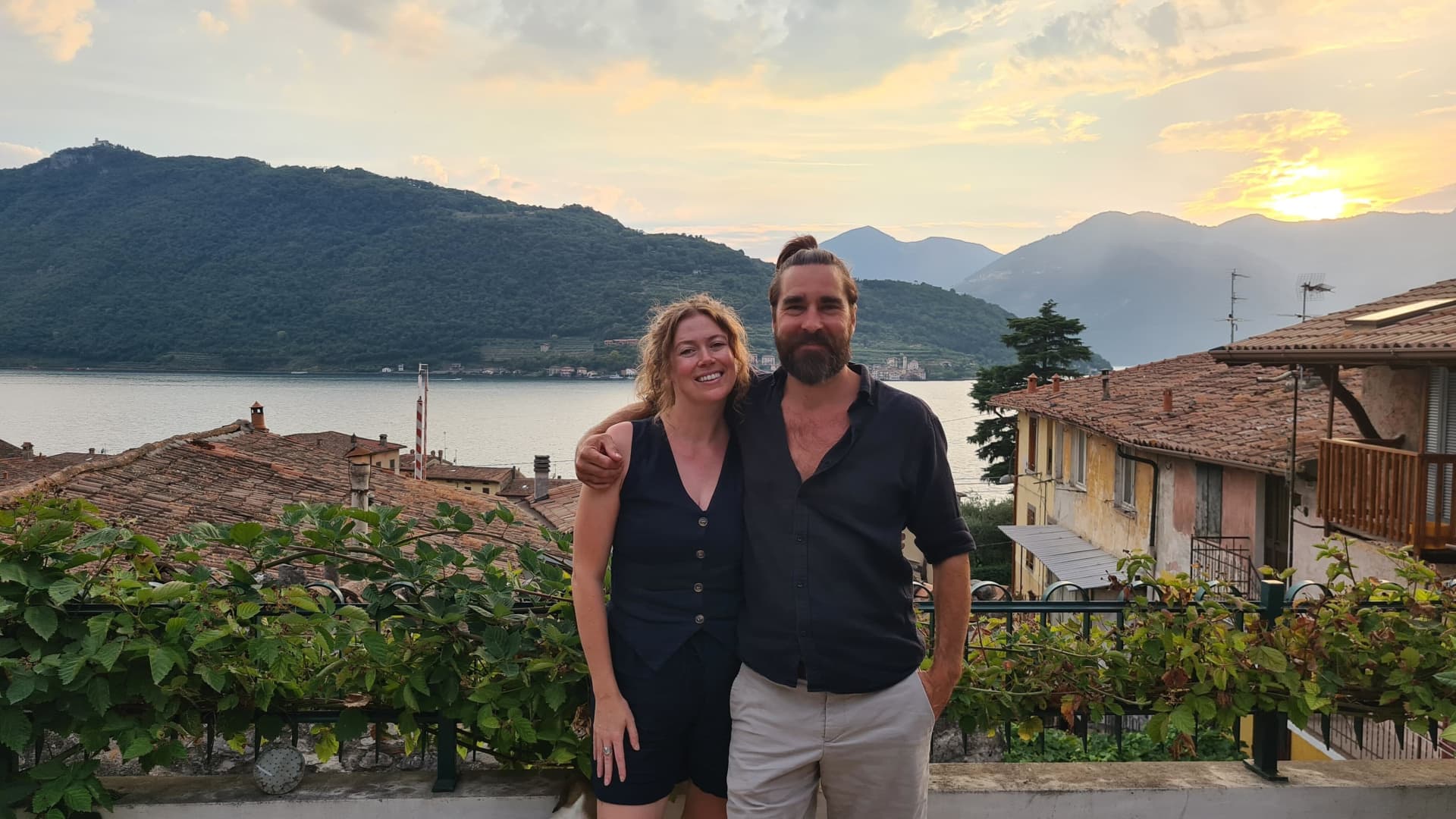 Inside this couple’s apartment in Italy that sat abandoned for years [Video]