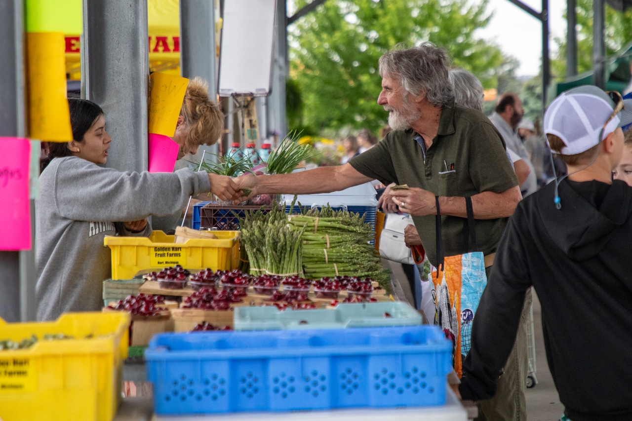 Family-owned fruit grower celebrates 100 years at Muskegon Farmers Market [Video]