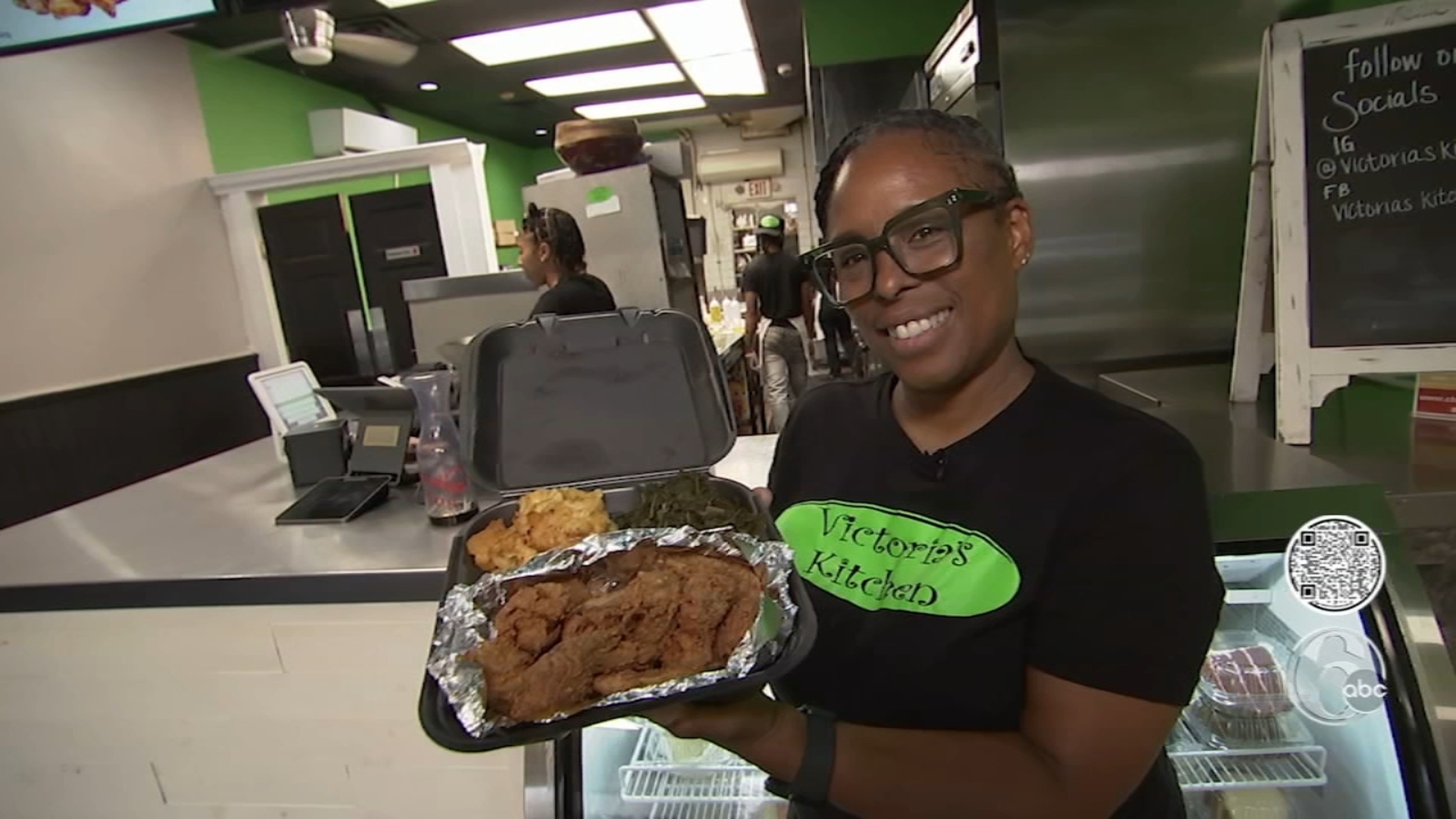 Victoria’s Kitchen & Catering grows soul food business with family and finesse [Video]