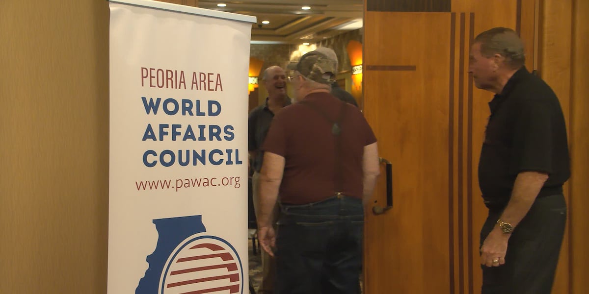 Retired General David Petraeus headlines Peoria Area World Affairs Council luncheon [Video]