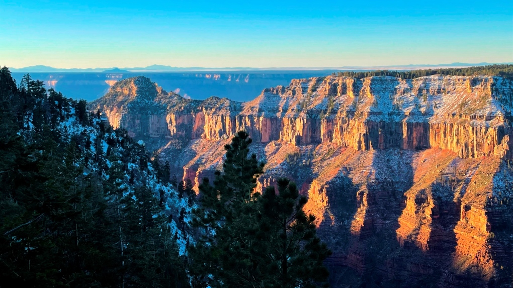 Grand Canyon flood: Search persists for missing hiker [Video]