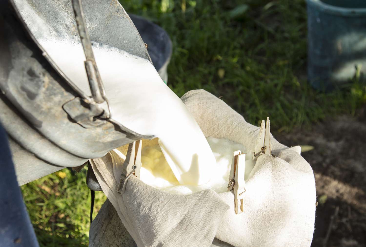 Is Raw Milk Safe to Drink, Just Because Social Media Says So? [Video]